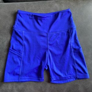 Crossfit FINISH STRONG blue biker shorts.